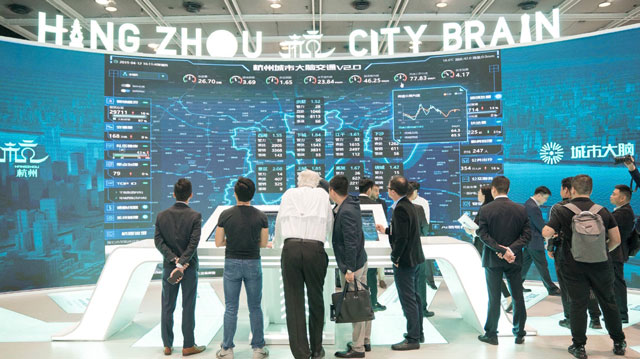 香港春电展及资讯科技博览共有超十万名买家参观   业界看好今年市场