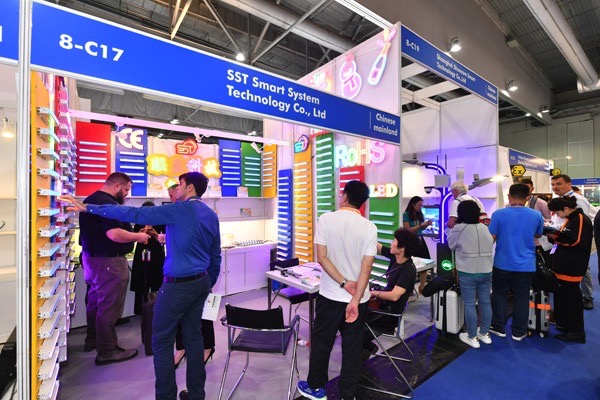 第4届香港国际户外及科技照明博览会Hongkong International Outdoor and Tech Light Expo 2019